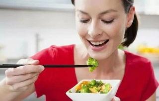 初三冬天娱乐吃瓜酱,初三学子共享吃瓜酱欢乐时光