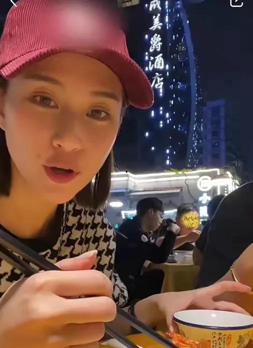 娱乐圈翻天了吃瓜主播